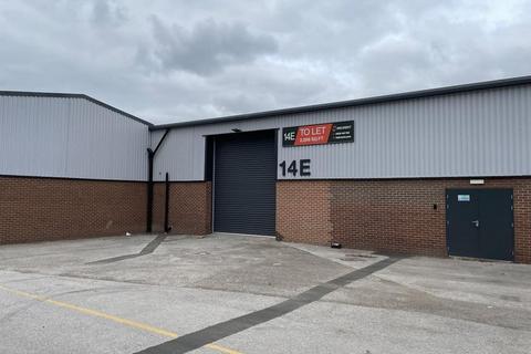 Warehouse to rent, Longbridge Hayes Rd Stoke On Trent ST6 4DS