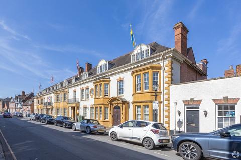 Office to rent, Church St Stratford Upon Avon CV37 6HB