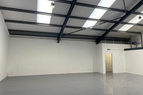 Industrial unit to rent, Moorside Colchester CO1 2TJ