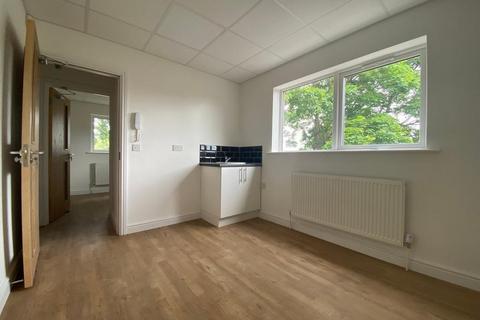 Office to rent, 124 Stourport Rd Kidderminster DY11 7BW