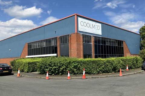 Warehouse to rent, Longbridge Rd Manchester M17 1SW
