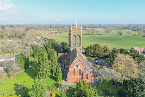 Office to rent - Chapel Ln Wythall B47 6JX