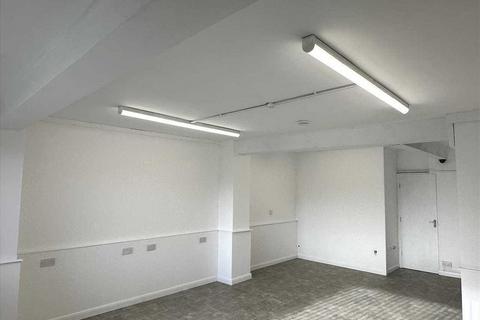 Retail property (high street) to rent, 111 Cottage Beck Rd Scunthorpe DN16 1UE