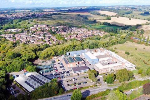 Industrial unit to rent, Main Block & Area 3, Cherwell Business Village Banbury OX16 2SP