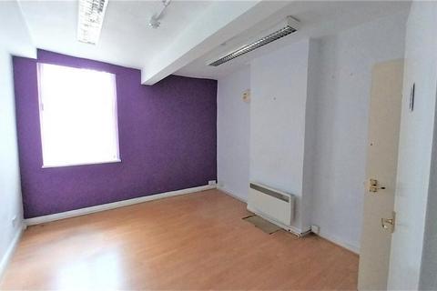 Office to rent, 10 Church St Kidderminster DY10 2AD