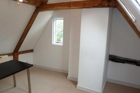 Retail property (high street) to rent, 121-124 High St Marlborough SN8 1LZ