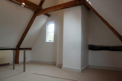 Retail property (high street) to rent, 121-124 High St Marlborough SN8 1LZ