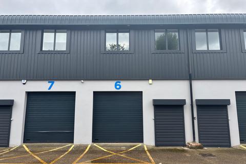 Warehouse to rent, 131 Aurelia Rd Croydon CR0 3BF