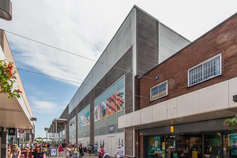 Retail property (high street) to rent, North Walk Yate BS37 4AP