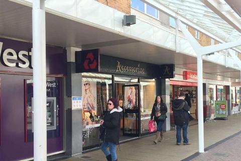 Retail property (high street) to rent, North Walk Yate BS37 4AP