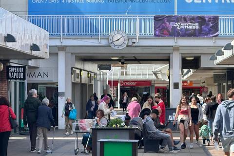 Retail property (high street) to rent, North Walk Yate BS37 4AP