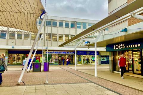 Retail property (high street) to rent, North Walk Yate BS37 4AP