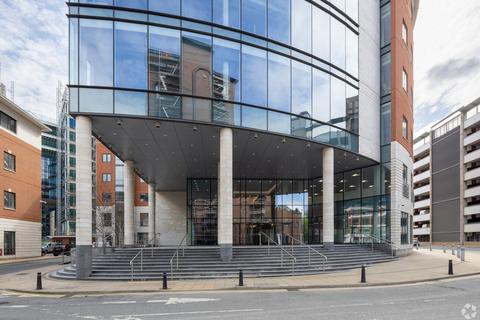 Office to rent, 2 Wellington Place Leeds LS1 4AP