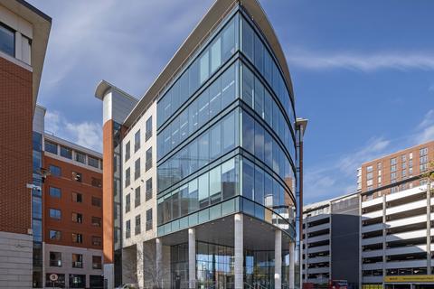 Office to rent, 2 Wellington Place Leeds LS1 4AP