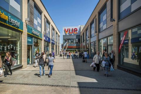 Retail property (high street) to rent, Trinity Sq Gateshead NE8 1AG