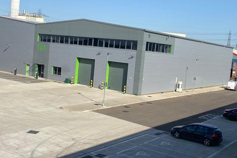 Warehouse to rent, Lockfield Av Enfield EN3 7PG