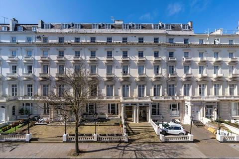 Hospitality for sale, 35-39 Leinster Gdns London W2 3AN