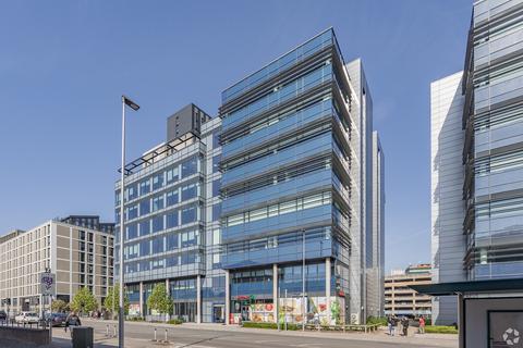 Office to rent, Tyndall St Cardiff CF10 4BQ