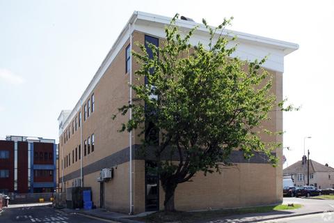Office to rent, Maes Y Coed Rd Cardiff CF14 4HA