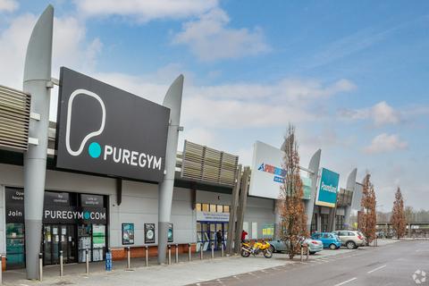 Retail property (high street) to rent, Station Rd Bristol BS34 7JW