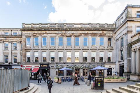 Retail property (high street) to rent, 15-19 Royal Exchange Sq Glasgow G1 3AJ