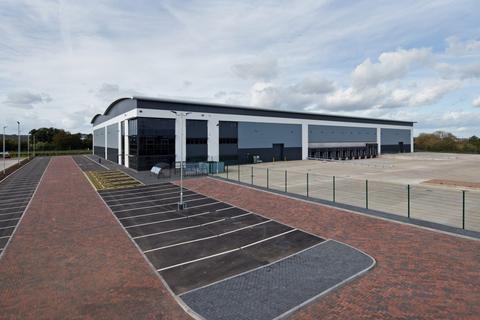 Distribution warehouse to rent - B42 Lichfield Rd Barton Under Needwood DE13 8ED