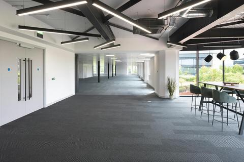 Office to rent, 2 Redheughs Rigg Edinburgh EH12 9DQ
