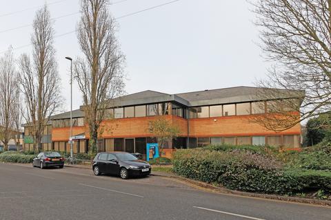 Office to rent, Clifton Ct Cambridge CB1 7BN