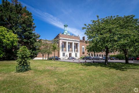 Office to rent, Pegs Ln Hertford SG13 8DN