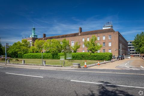 Office to rent, Pegs Ln Hertford SG13 8DN