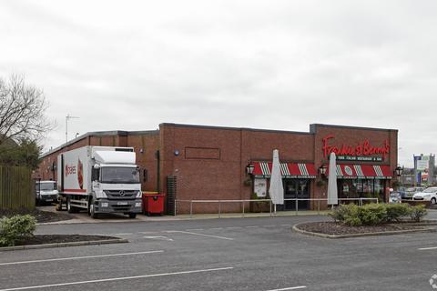 Retail property (high street) to rent, 53 Glasgow Rd Dumbarton G82 1RB