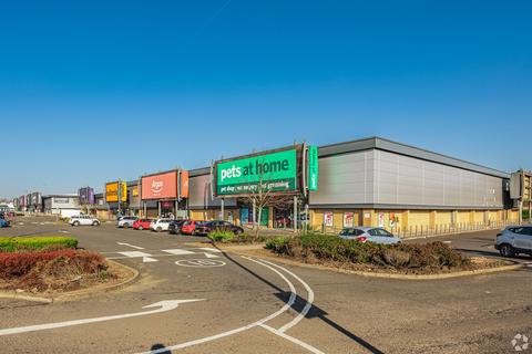 Retail property (high street) to rent, Halbeath Rd Dunfermline KY11 4LP