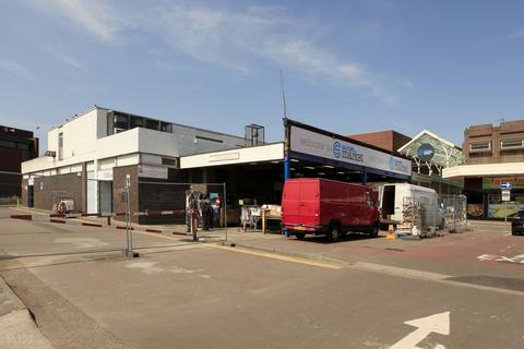 Retail property (high street) to rent, 64-66 Raven Way Salford M6 5HT