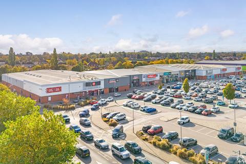 Retail property (high street) to rent, Wheatley Hall Rd Doncaster DN2 4PE