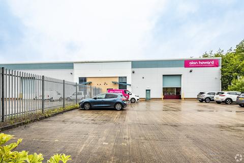 Warehouse to rent, Hawleys Ln Warrington WA2 8JA