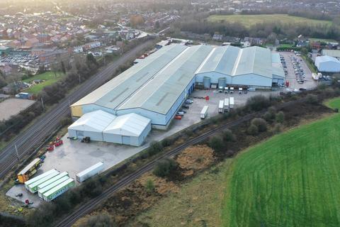 Warehouse to rent, Ashton Rd Warrington WA3 3UL