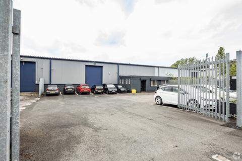 Warehouse to rent, Ennis Clos Manchester M23 9LE
