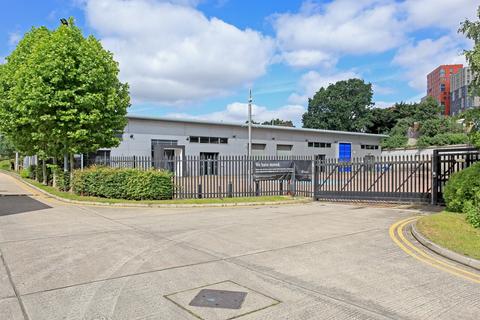 Warehouse to rent, Victoria Rd London W3 6UU