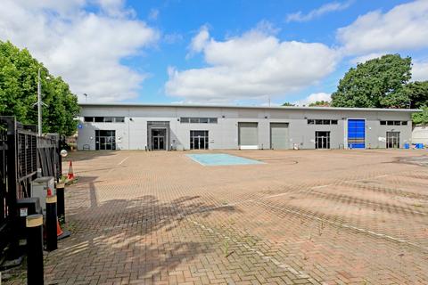 Warehouse to rent, Victoria Rd London W3 6UU