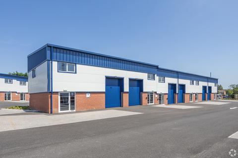 Property to rent, 198-202 Broomhill Rd Bristol BS4 4TP