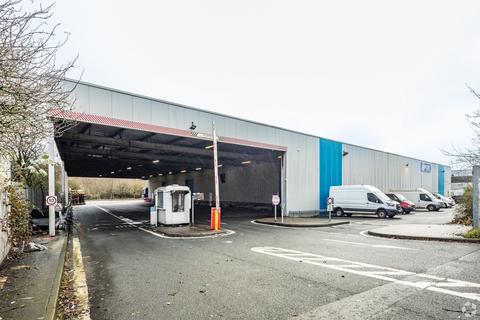 Distribution warehouse to rent, Stanney Mill Rd Little Stanney CH2 4HX