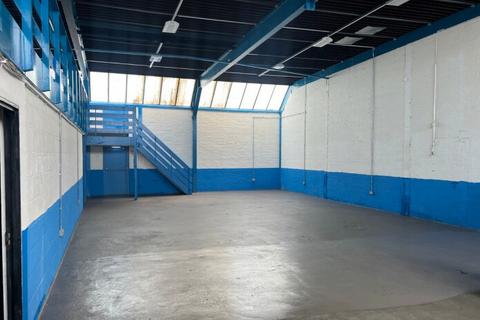 Warehouse to rent, Bells Clos Newcastle Upon Tyne NE15 6UF