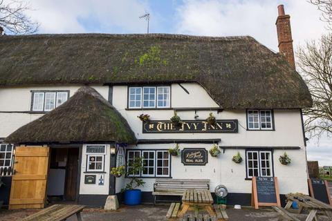 Retail property (high street) for sale, Stockley Rd Calne SN11 0PL