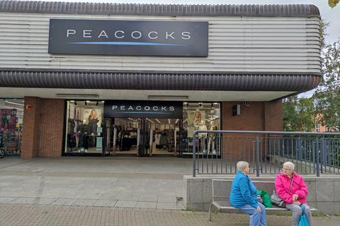 Retail property (high street) to rent, 47-53 Shillinghill Alloa FK10 1JX