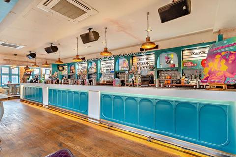 Pub to rent, 13-14 Baxter Gate Loughborough LE11 1TG