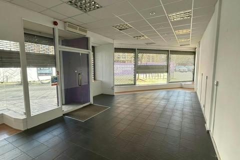 Retail property (high street) to rent, Midgate Peterborough PE1 1TN