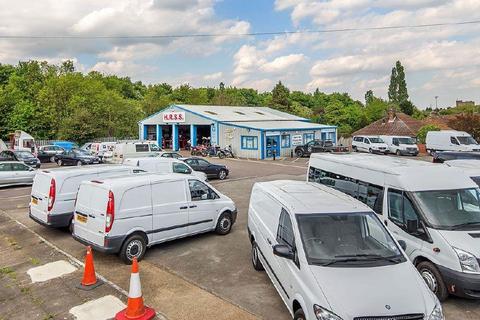 Industrial development to rent, 372-374 Harlaxton Rd Grantham NG31 7JX