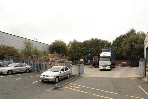 Warehouse to rent, Bredbury Rd Stockport SK6 2SP