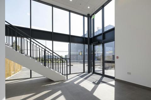 Warehouse to rent, Bullfinch Close Patchway BS34 6FG