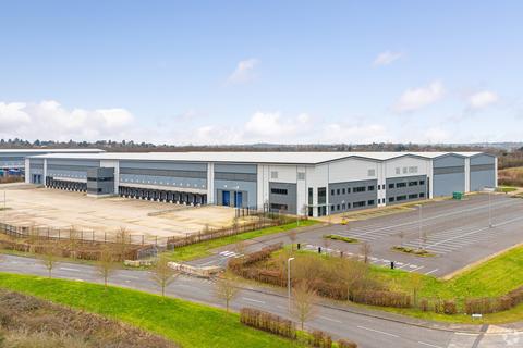 Warehouse to rent, Roman Av Leicester LE3 8JT